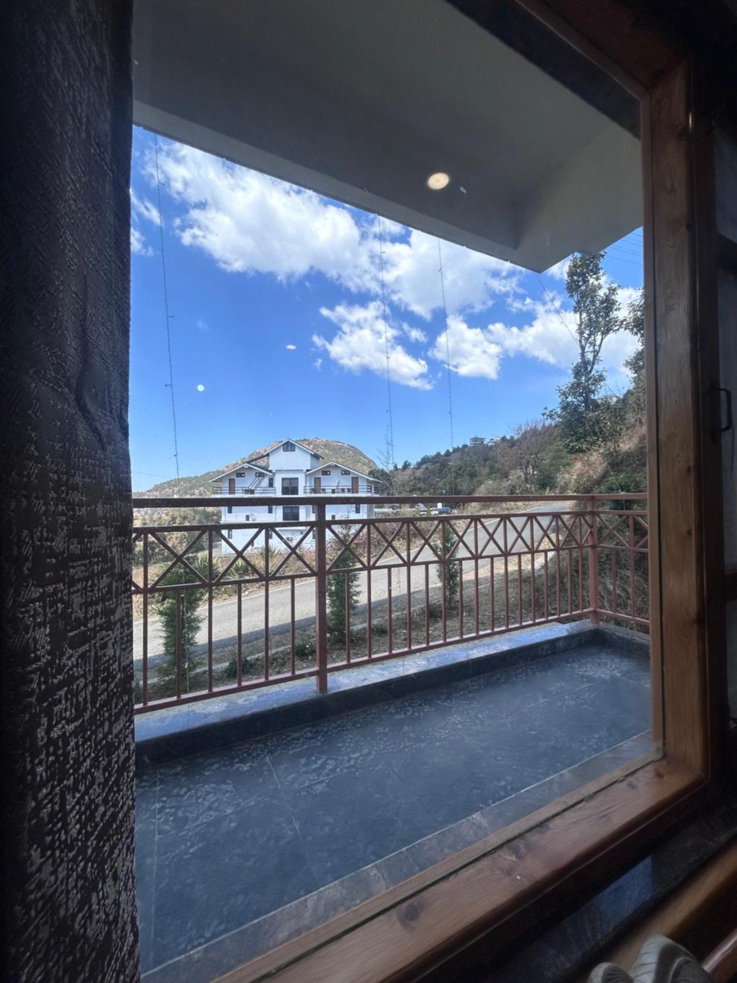 Shalom Hillcrest Inn Shimla Exterior foto